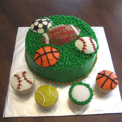 Sports Cakes Mimis Cupcakes Sports Cake And Cupcakes Sports