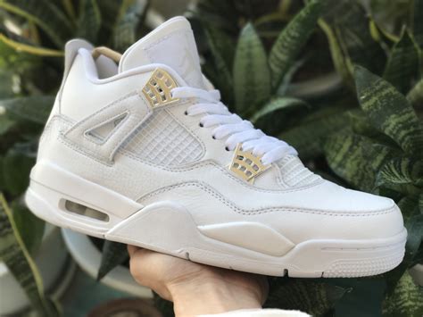 Maybe you would like to learn more about one of these? Air Jordan 4 "Pure Money" 308497-100