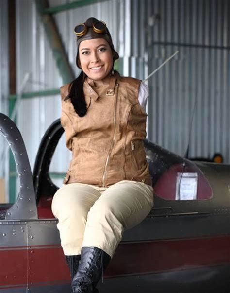 Jessica Cox 25 Became The First Armless Person To Earn An Airmans