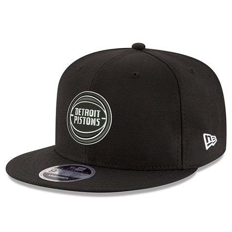 All orders are sent in a custom hat locker box to ensure. New Era Detroit Pistons Black B&W 9FIFTY Snapback ...