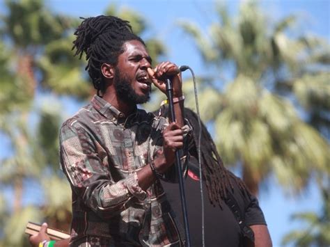 Chronixx Brings Roots Reggae To Coachella Roots Reggae Reggae Chronixx