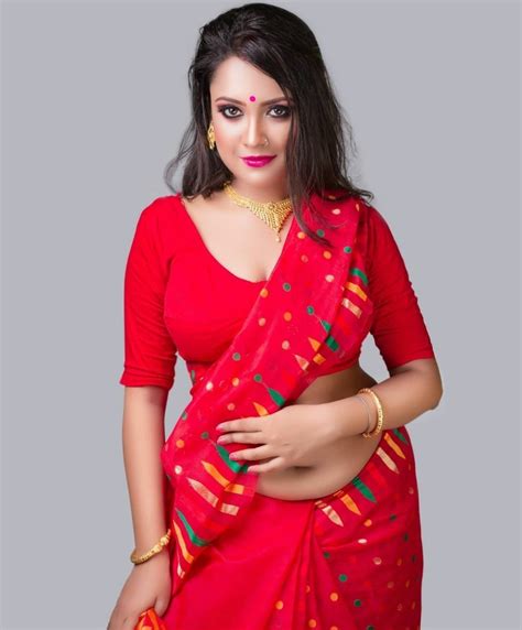 Red Saree Tumblr Gallery