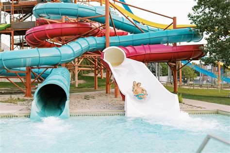 Splash Summit A 17 Acre Waterpark In Utah To Visit This Summer