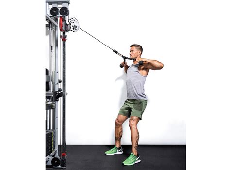 Hit Muscles From Head To Toe With This 45 Minute Cable Pulley Circuit