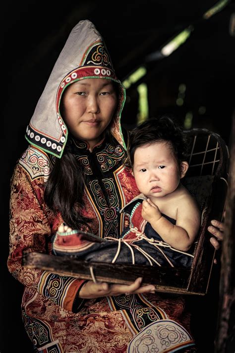 Interview Rare Portraits Immortalize Siberias Indigenous People In Danger Of Extinction