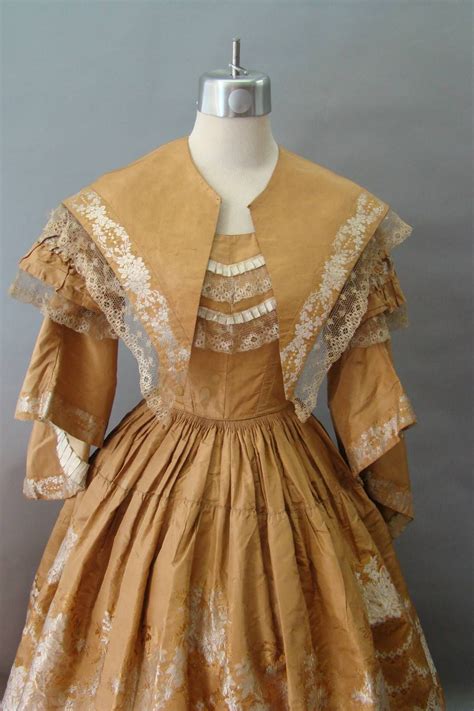 Victorian Gown Victorian Fashion Vintage Fashion Victorian Outfits