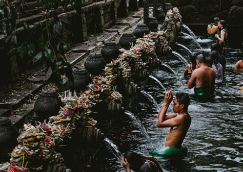 Top 7 Traditional Balinese Healers You Need To Visit Honeycombers Bali