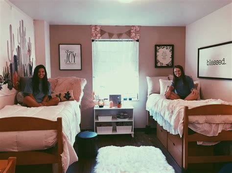 Oklahoma State Dorm 🌸 With Images Dorm Sweet Dorm Dorm Room Decor