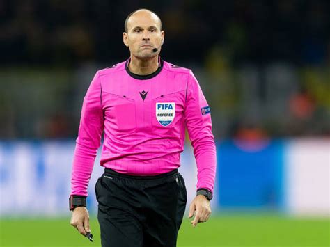 Top 10 Best Referees In Football 2023 Top Soccer Blog