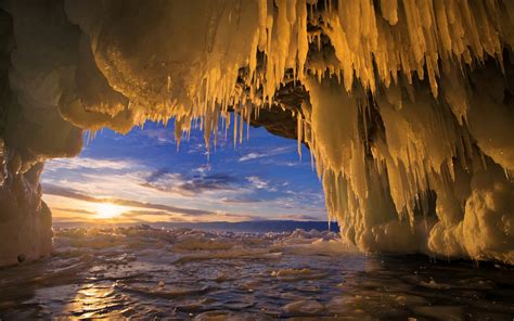 Ocean Cave In Winter Hd Wallpaper Background Image 2560x1600 Id