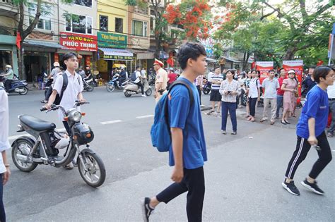 Đề thi tuyển sinh lớp 10 môn tiếng anh hải phòng có đáp án nhanh nhất 2021 được vndoc.com cập nhật liên tục ngay sau khi kết thúc thời gian làm bài. Hải Phòng: Công bố điểm thi vào lớp 10 THPT (2020-2021)