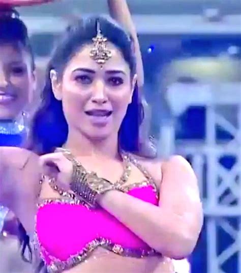 Actress Tamanna Dance Performance Photos Ipl Opening Ceremony 2018