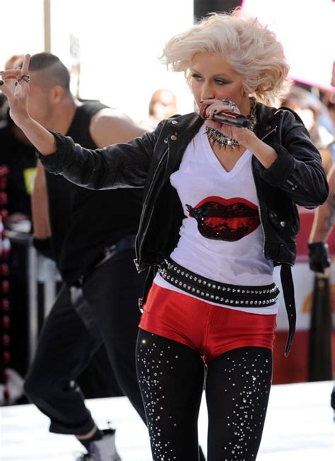 Christina Aguilera Cameltoe 10 Juin 2010