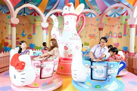 Taman tema sanrio hello kitty town di johor dikhabarkan bakal ditutup pada 1 januari 2020. Puteri Harbour Sanrio Hello Kitty & Thomas Town - Mango ...