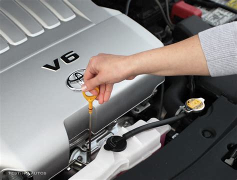How To Check The Oil Level In Your Engine And Read The Dipstick
