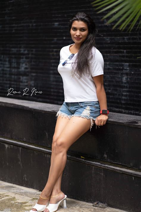 Malayali Model And Activist Reshmi R Nair Latest Hot Photosoot Pics