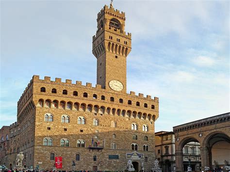 A little history of palazzo vecchio. Foto Di Palazzo Vecchio Firenze - Serra Presidente