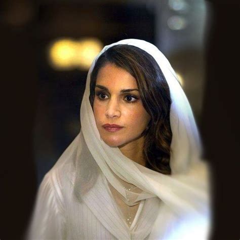 The Gorgeous Queen Rania Queen Rania Ksa Saudibeauty Saudi Sobeautiful Insideandout Queen