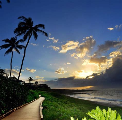 Oneloa Beach Ironwoods Beach And Boardwalk In Kapalua Maui Hawaii