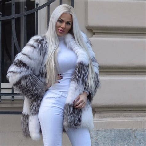 Pin By Vince On Furs Fur Fashion Fur Coats Women Beautiful Womens