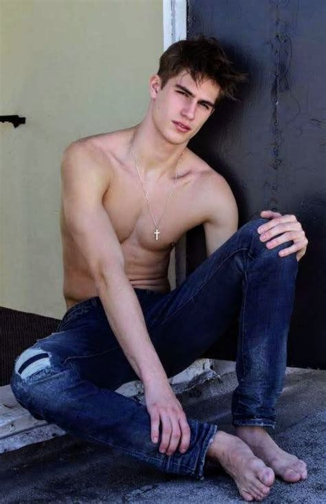 Baestroey Jp On Twitter In 2020 Cute White Guys Gorgeous Men Hot Jeans