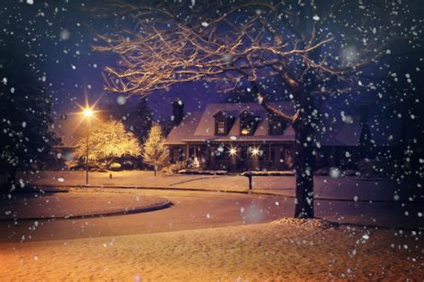 무료 이미지 햇빛 저녁 날씨 눈이 내리는 강설량 크리스마스 장식 크리스마스 조명 겨울 배경 한밤중의 눈 밤