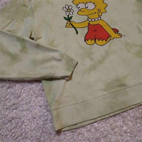 The Simpsons Sweaters The Simpsons Lisa Daisy Flower Green Tiedye Crewneck Sweatshirt Womens
