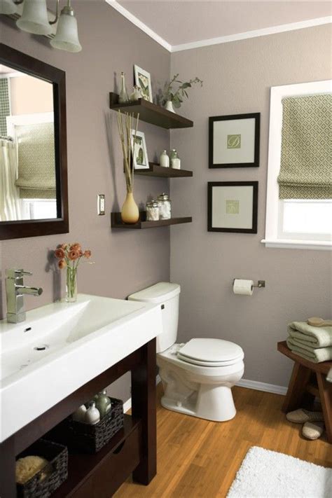 Whether you are looking for a subtle powder room refresh or a bold renovation, these bathroom paint color ideas will inspire you to turn your own bathroom into an expression of your individual style. Guest bath ideas - love the colors esp wall color | Future ...