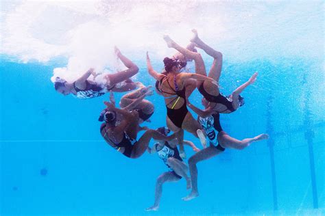 Synchronized Swimmers Find Danger Lurking Below Surface Concussions