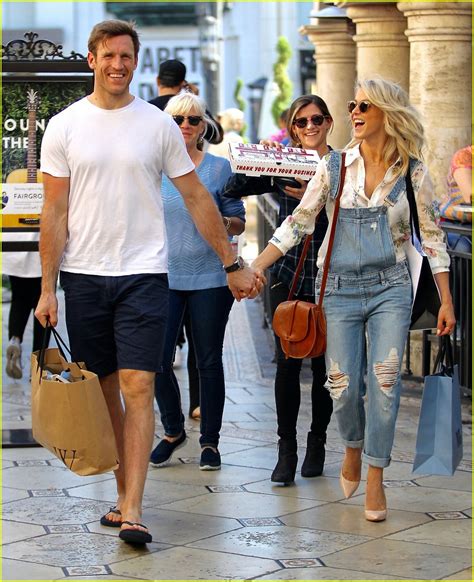Julianne Hough And Brooks Laich Go On Giggly Shopping Spree Photo 3633182 Julianne Hough Photos