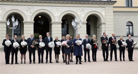 Pressekonferansen om dette blir fredag klokken 13. Kureren - Norge har fått sin Høyre-FrP-regjering