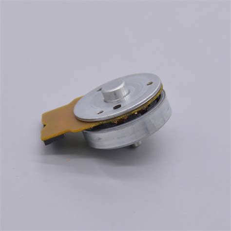 111v 10430rpm Awm20624 11p Miniature Outer Rotor Brushless Motor Three