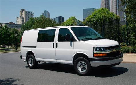 2023 Chevrolet Express Cargo 2500 Wt Price And Specifications The Car Guide