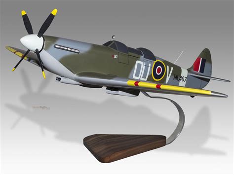 Supermarine Grace Spitfire 2 Seater Ml 407 Raf Model Military Airplanes