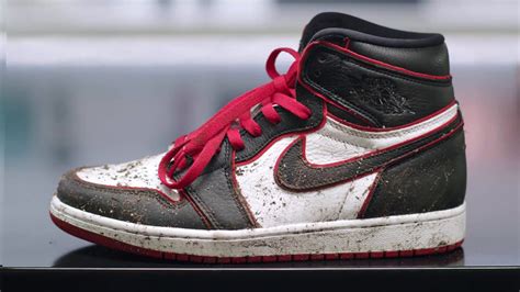 How To Clean Air Jordan 1 Sneakers Youtube