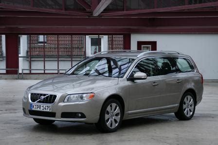 Check spelling or type a new query. Praxistest: Volvo V70 2.4 D5 - Alter neuer Schwede ...