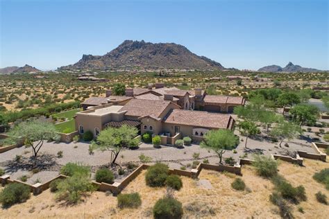 North Scottsdale Estate With Privacy And Mountain Views Arizona