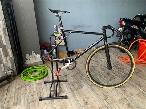 Fixie Triple Triangle Sports Equipment Bicycles And Parts Bicycles On