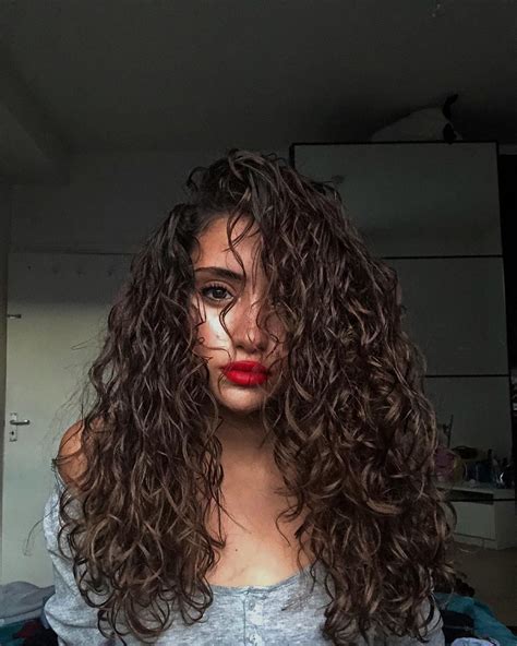 Basmala Tari On Instagram Curly Explorepage Explore