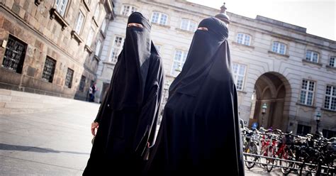 Denmark Passes Law Banning Burqas And Niqabs In Public Huffpost News