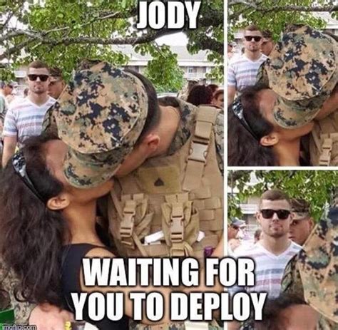 11 Deployment Memes That Will Crack You The F Up We Are The Mighty