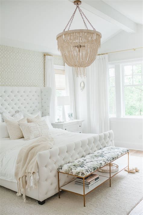 13 Ways To Dress Up An All White Painted Room Bedroom Interior All