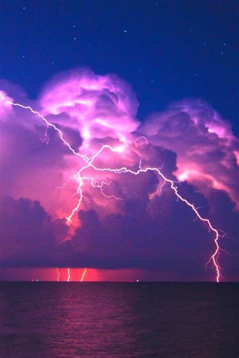 640x960 Lightning Pink Sky 4k Iphone 4 Iphone 4s Hd 4k Wallpapers Images Backgrounds Photos