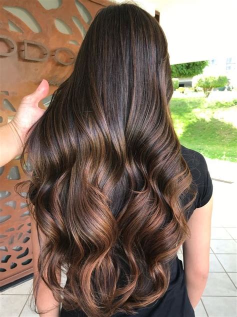 How to highlight your hair. The Hottest Highlights On Brown Hair That Will Blow Your Mind