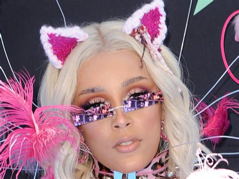 Doja Cat Claims Acid Helped Her Quit Cigarettes Promifacts Uk