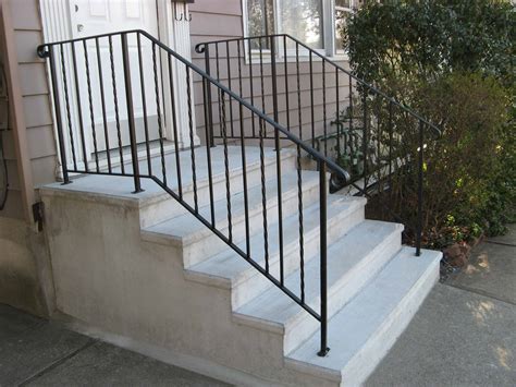 PRECAST CONCRETE STEPS - Totowa Concrete Products