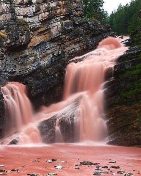 This Pink Waterfall Is Canadas Coolest Hidden Gem Photos Narcity