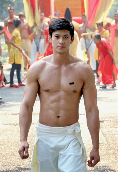 12 Of The Hottest Abs In Philippine Show Business Random Republika