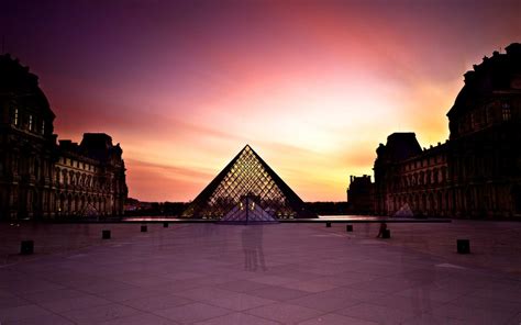 94 Louvre Wallpapers