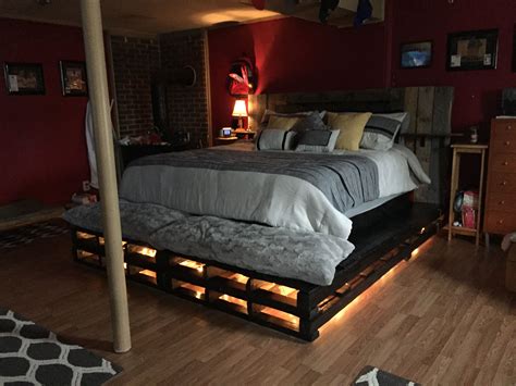 We have also enlarged the bed frames by giving them the queen sized diy pallet headboards which are looking much handsome and appreciated. Top Diy Pallet Bed Projects - Elly's DIY Blog